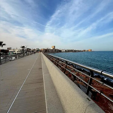 Mediterraneo - Close To The Beach, Bus Station Апартаменти *