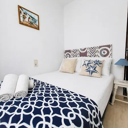 Mediterraneo - Close To The Beach, Bus Station Апартаменти Торрев'єха